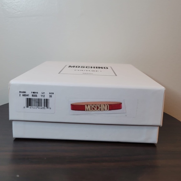 NIB Moschino Logo Red Snake Embossed Leather Belt Size 40 (US 6) - Picture 4 of 4